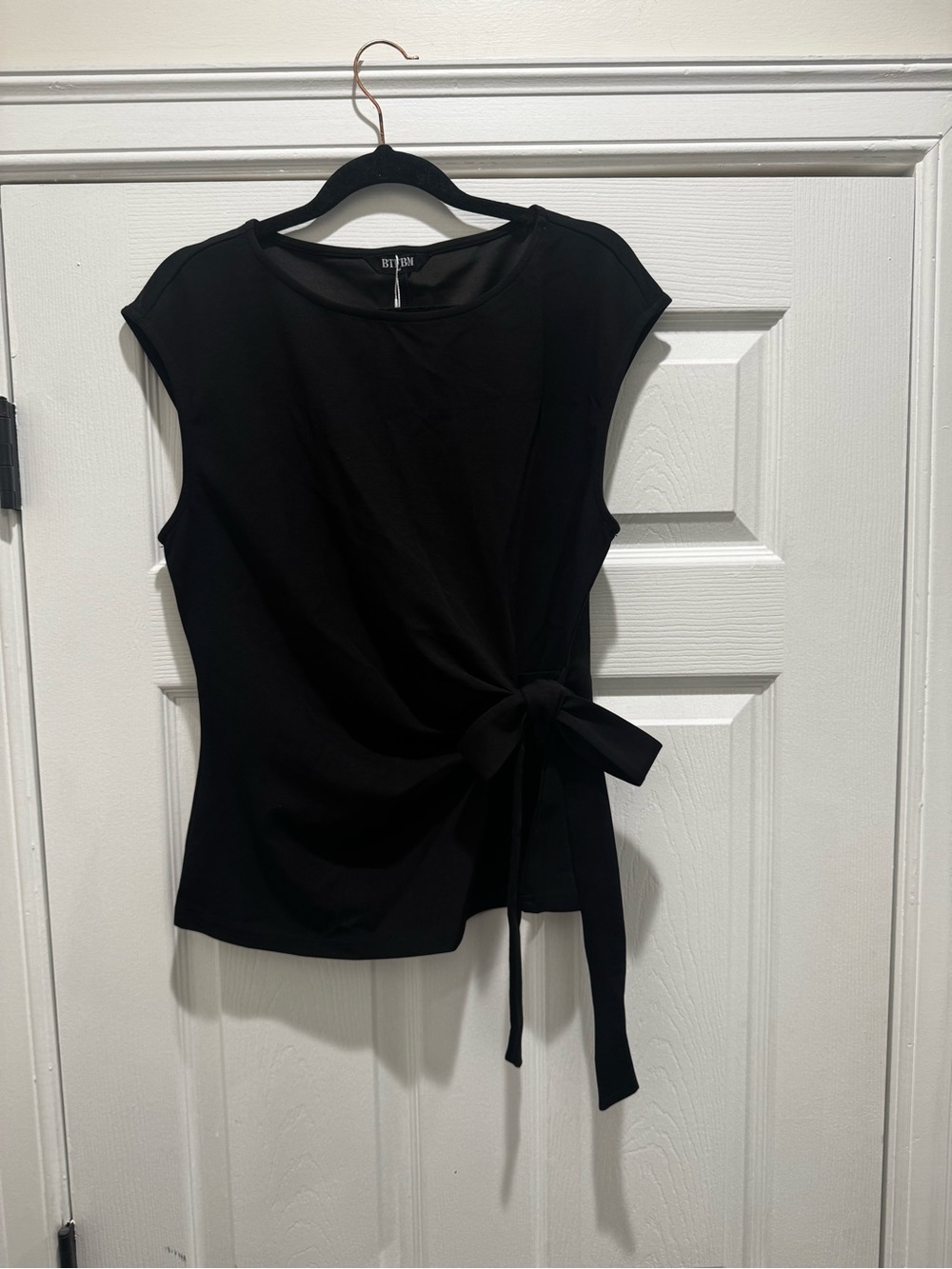 BTFBM Black Tie-Waist Cap Sleeve Top
